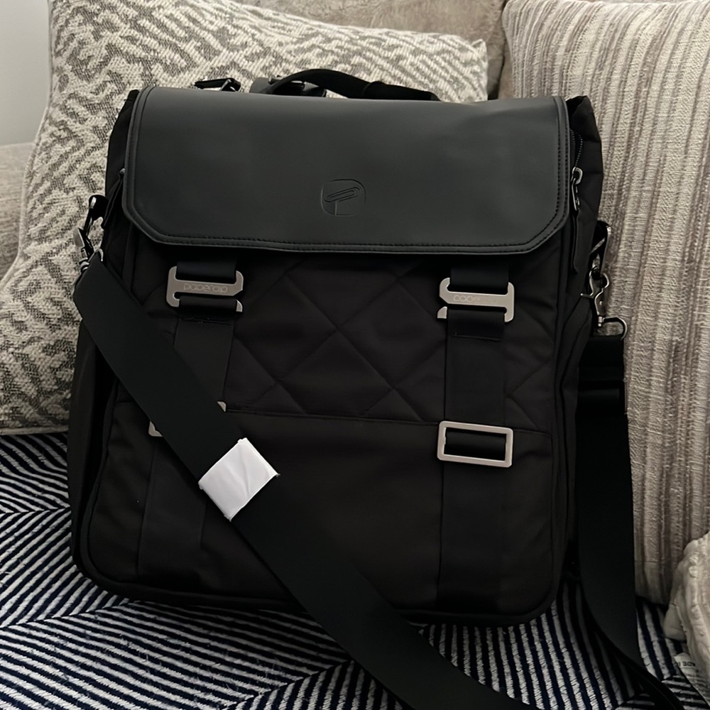 Paper clip Willow changing bag